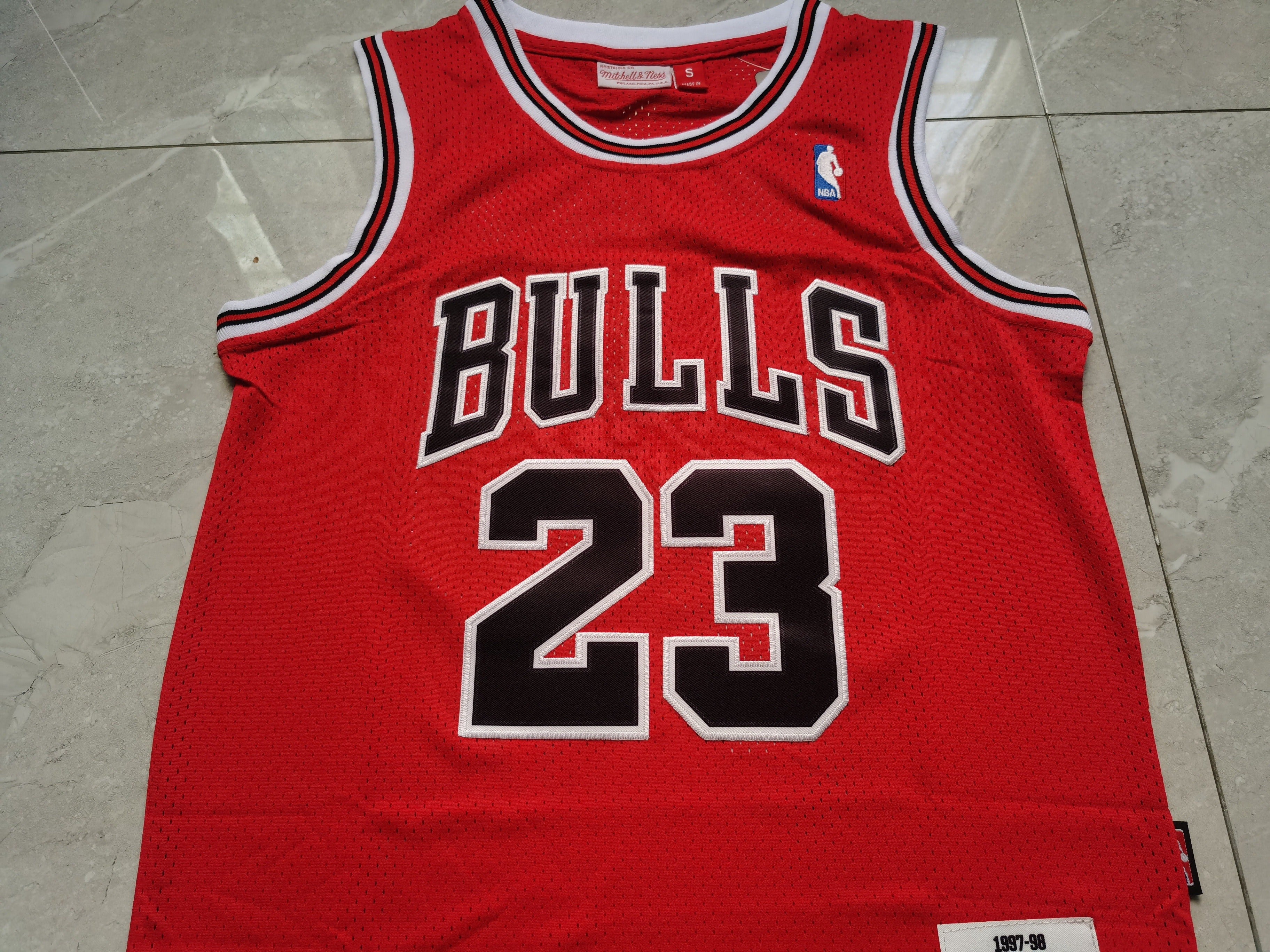 Custom Red Chicago Bulls Jersey